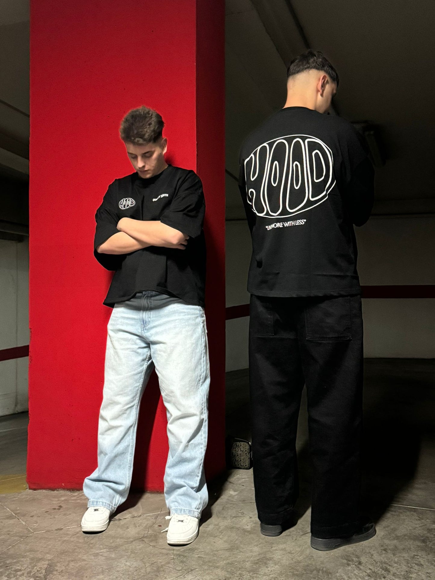 The Hood "Tee Black"